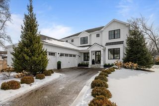 1555 Samanthas Way, Deerfield, IL 60015