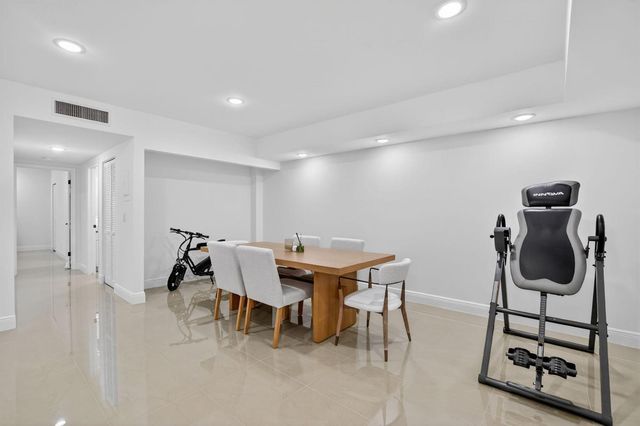 6335 Longboat Lane W E104, Boca Raton, FL 33433