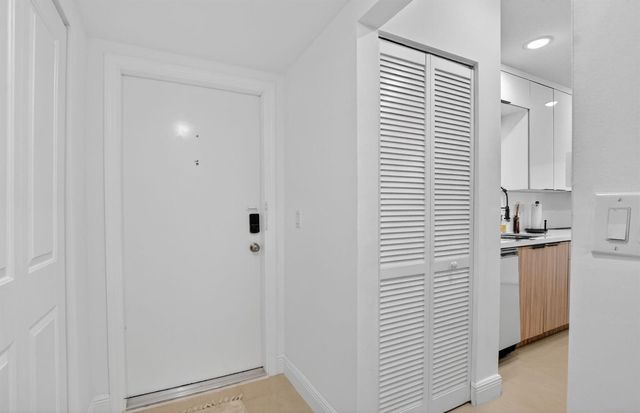 6335 Longboat Lane W E104, Boca Raton, FL 33433