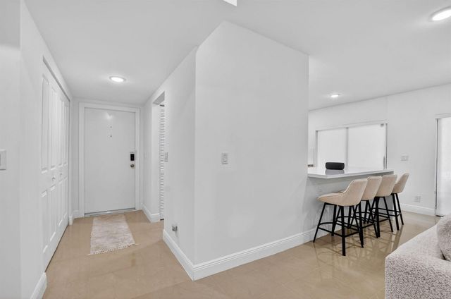 6335 Longboat Lane W E104, Boca Raton, FL 33433