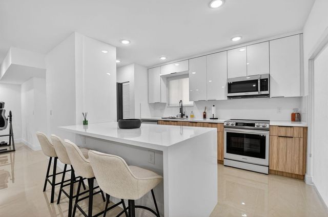 6335 Longboat Lane W E104, Boca Raton, FL 33433