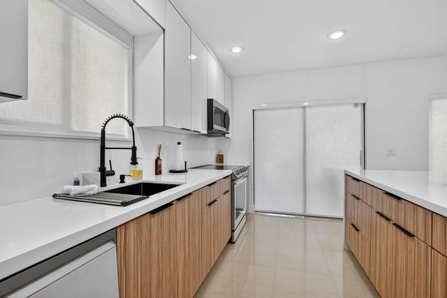 6335 Longboat Lane W E104, Boca Raton, FL 33433