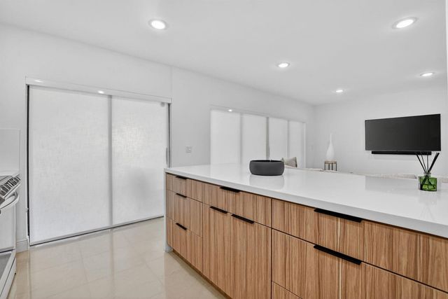 6335 Longboat Lane W E104, Boca Raton, FL 33433