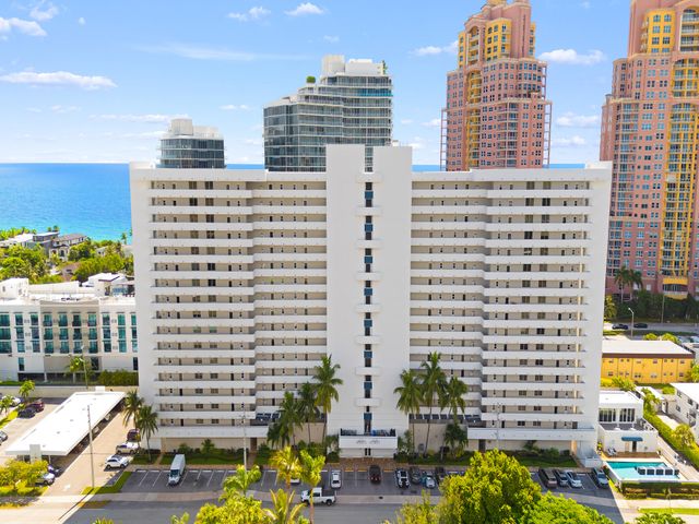 2200 NE 33rd Avenue 2d, Fort Lauderdale, FL 33305