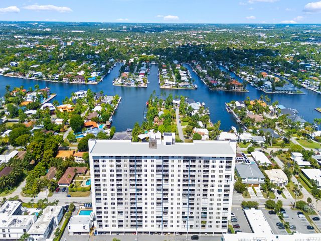 2200 NE 33rd Avenue 2d, Fort Lauderdale, FL 33305