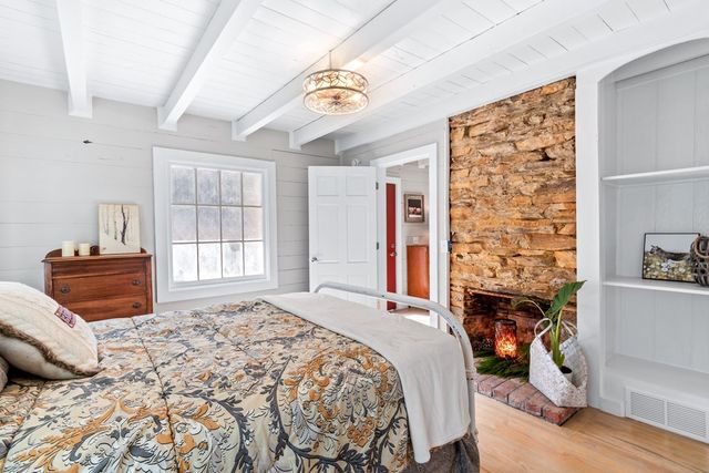 8679 Lakewood Hwy, Mineral Bluff, GA 30559