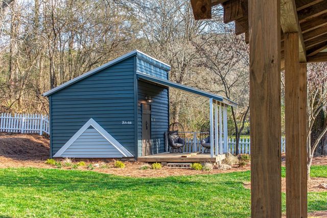 8679 Lakewood Hwy, Mineral Bluff, GA 30559