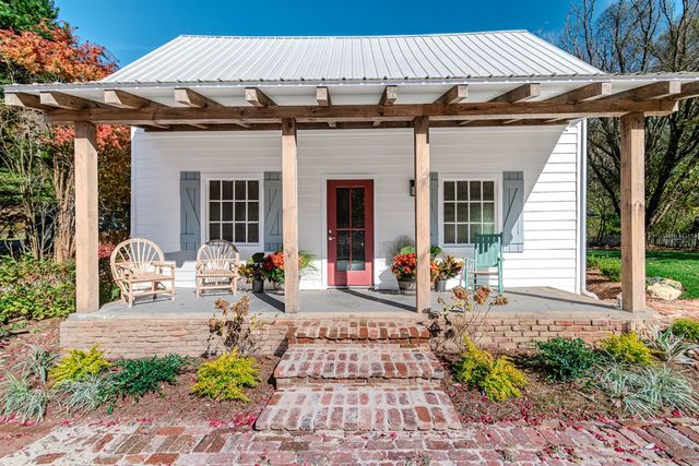 8679 Lakewood Hwy, Mineral Bluff, GA 30559