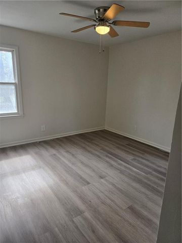 6902 E 98th Terrace, Kansas City, MO 64134