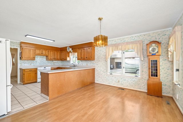 710 Lakewood Drive, Sumter, SC 29150