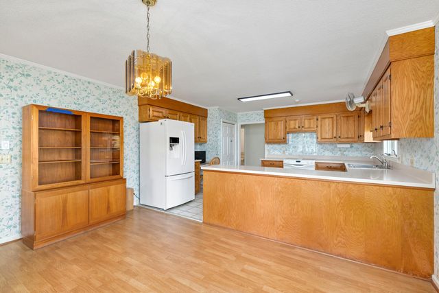 710 Lakewood Drive, Sumter, SC 29150