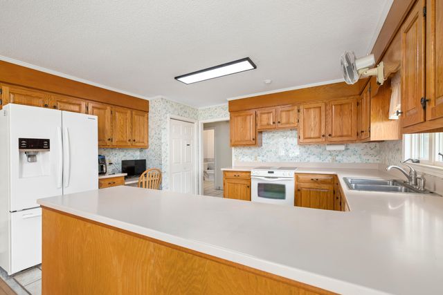 710 Lakewood Drive, Sumter, SC 29150