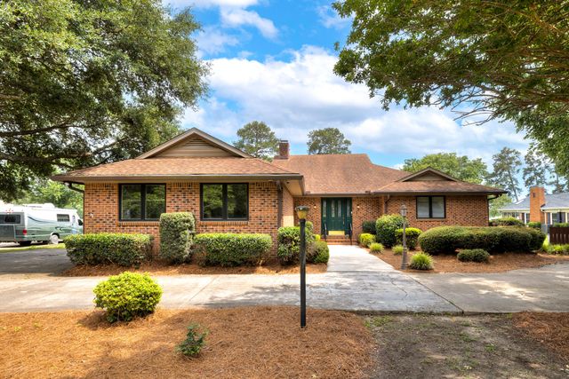 710 Lakewood Drive, Sumter, SC 29150