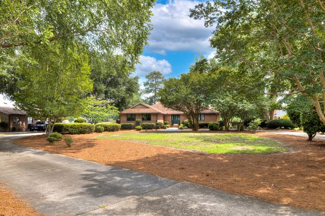 710 Lakewood Drive, Sumter, SC 29150