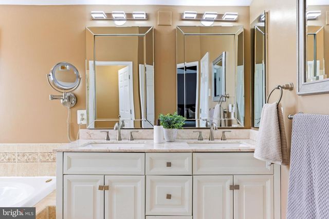 834 CRYSTAL PALACE CT, Owings Mills, MD 21117