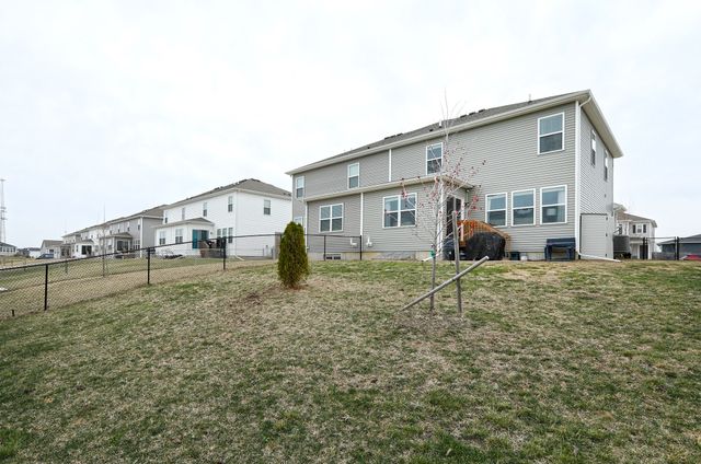 270 NW Charlestown Lane, Waukee, IA 50263