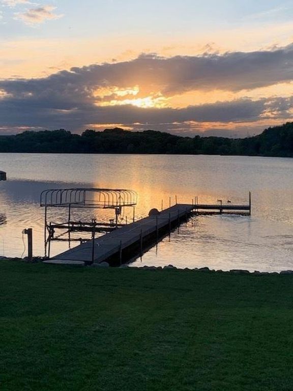 8404 Waters Edge Drive, Chanhassen, MN 55317 — photo 2