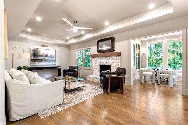 8965 River Run, Sandy Springs, GA 30350