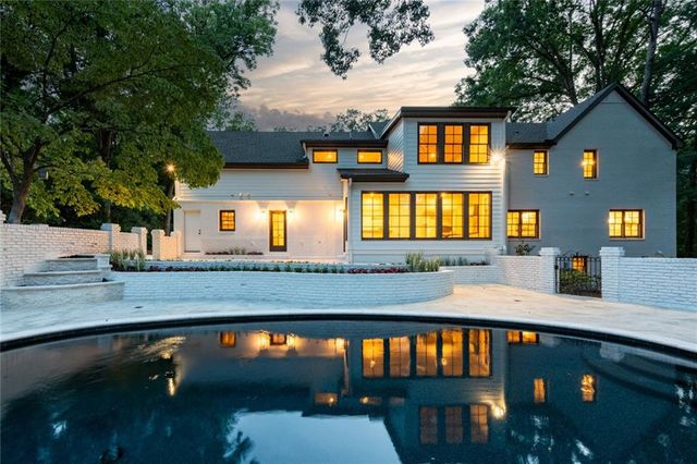 8965 River Run, Sandy Springs, GA 30350
