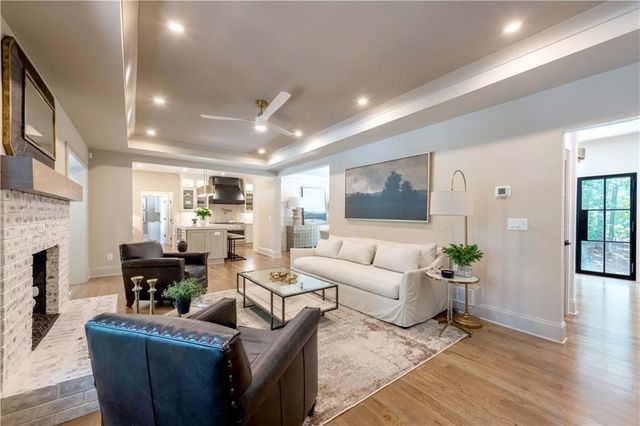 8965 River Run, Sandy Springs, GA 30350