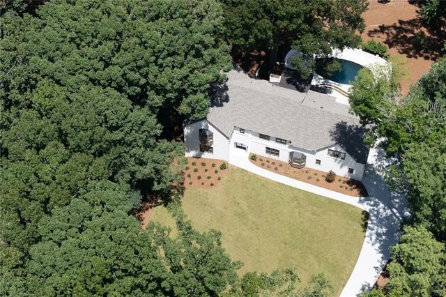 8965 River Run, Sandy Springs, GA 30350