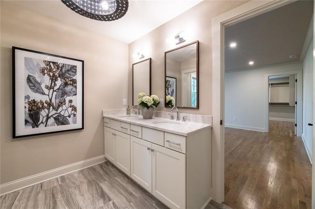 8965 River Run, Sandy Springs, GA 30350