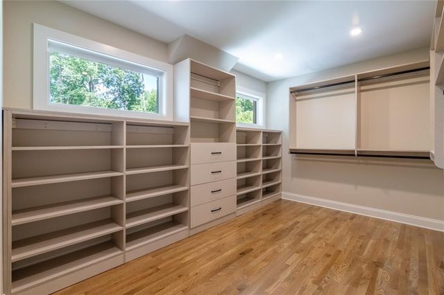 8965 River Run, Sandy Springs, GA 30350
