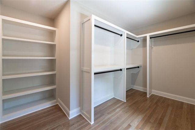 8965 River Run, Sandy Springs, GA 30350