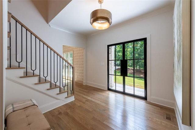 8965 River Run, Sandy Springs, GA 30350