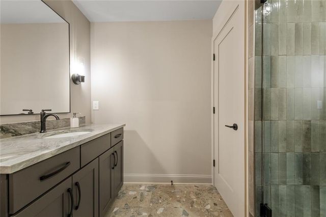 8965 River Run, Sandy Springs, GA 30350