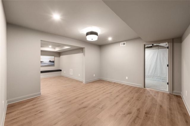 8965 River Run, Sandy Springs, GA 30350