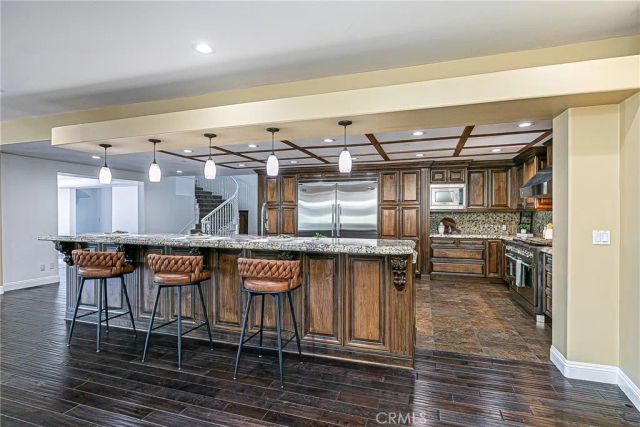 1956 Cambridge Way, Santa Maria, CA 93454