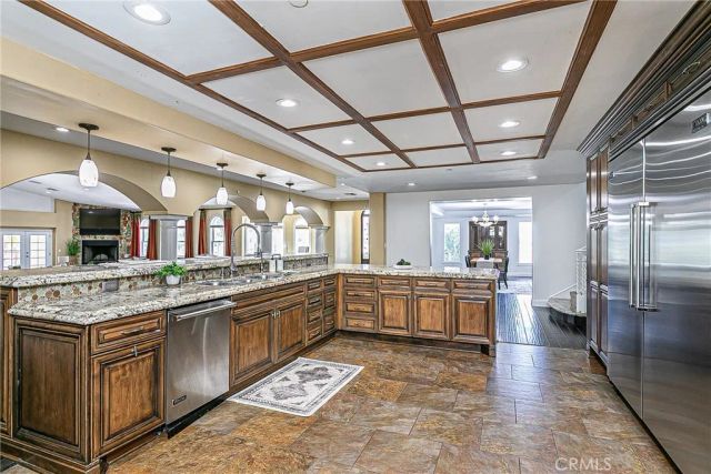 1956 Cambridge Way, Santa Maria, CA 93454