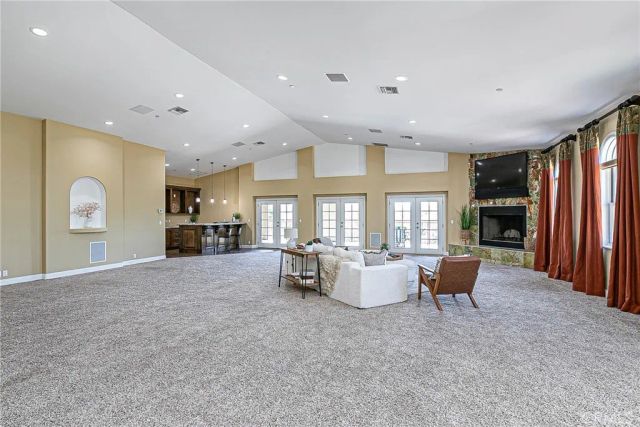 1956 Cambridge Way, Santa Maria, CA 93454