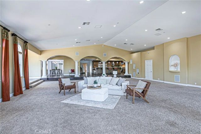 1956 Cambridge Way, Santa Maria, CA 93454