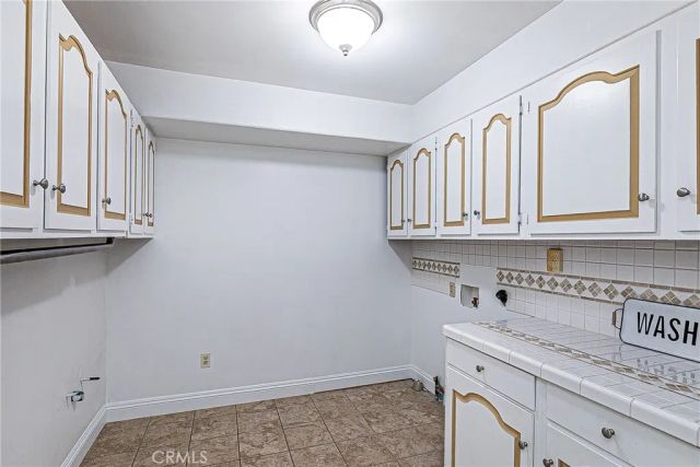 1956 Cambridge Way, Santa Maria, CA 93454