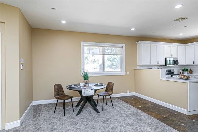 1956 Cambridge Way, Santa Maria, CA 93454