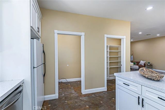 1956 Cambridge Way, Santa Maria, CA 93454