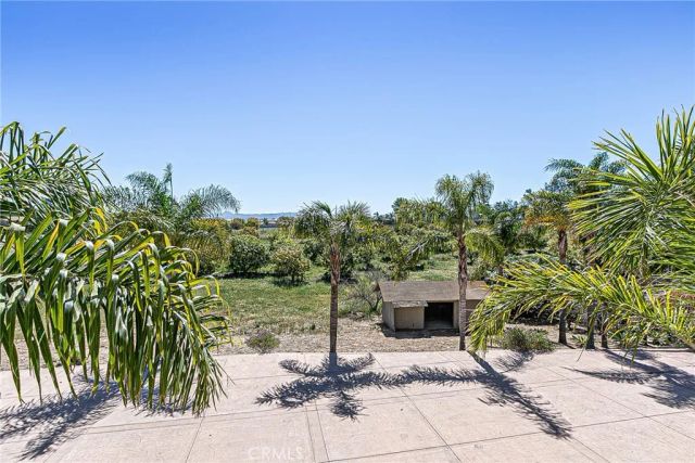 1956 Cambridge Way, Santa Maria, CA 93454