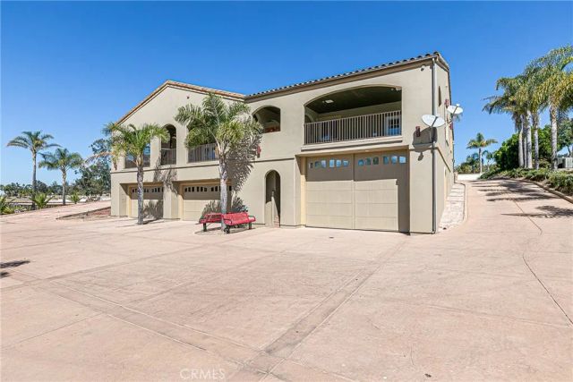1956 Cambridge Way, Santa Maria, CA 93454