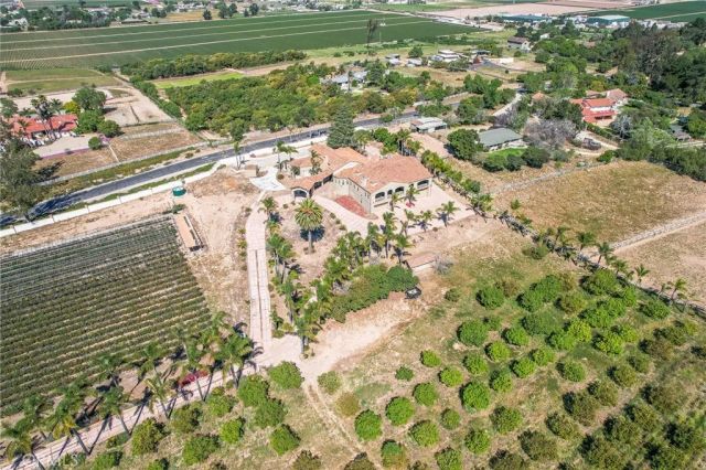 1956 Cambridge Way, Santa Maria, CA 93454