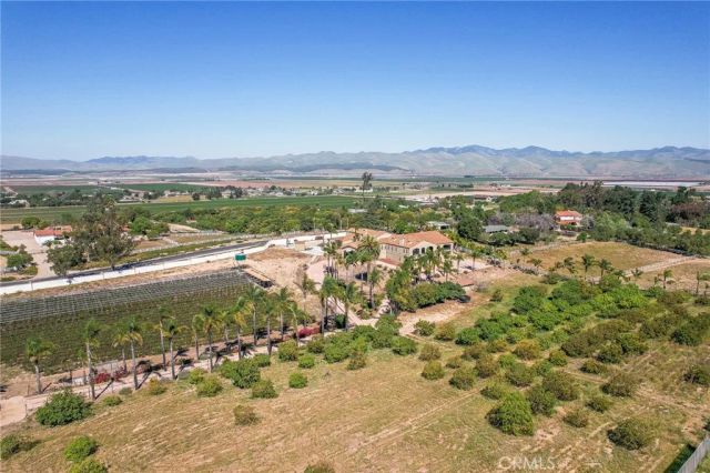 1956 Cambridge Way, Santa Maria, CA 93454