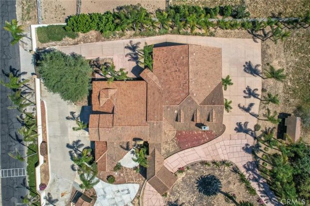 1956 Cambridge Way, Santa Maria, CA 93454