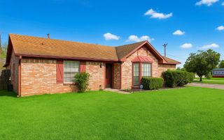 7102 Bahia Lane, Houston, TX 77489