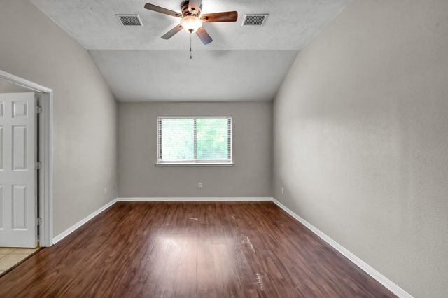 319 Cape Conroe Drive, Montgomery, TX 77356