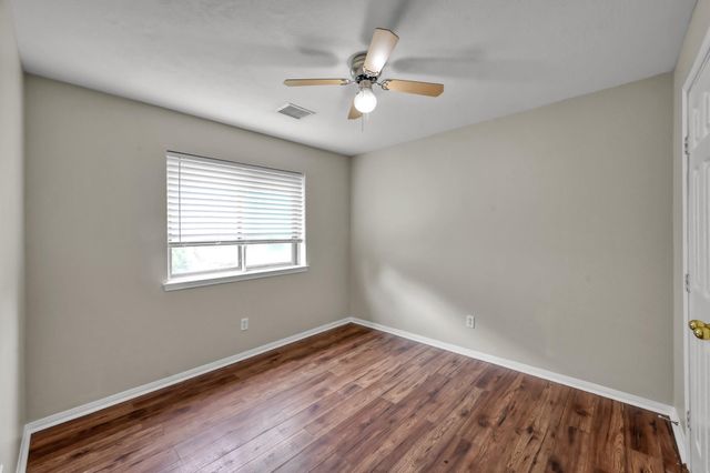 319 Cape Conroe Drive, Montgomery, TX 77356