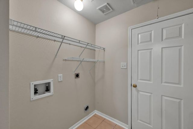 319 Cape Conroe Drive, Montgomery, TX 77356