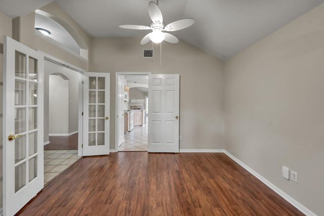 319 Cape Conroe Drive, Montgomery, TX 77356