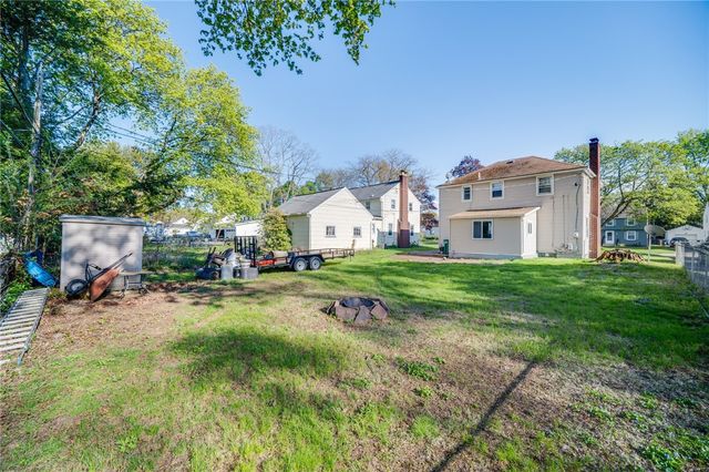 282 Brandon Road, Irondequoit, NY 14622