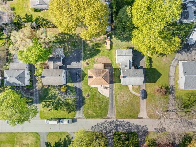 282 Brandon Road, Irondequoit, NY 14622